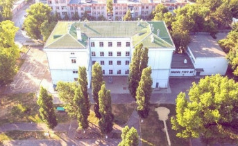 Школа №11 с высоты. Фото со страницы школы в соцсети «ВКонтакте»: vk.com/school_school11