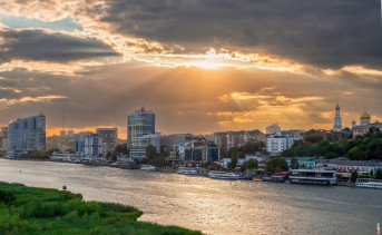 Вечерний Ростов. Фото Дениса Демкова