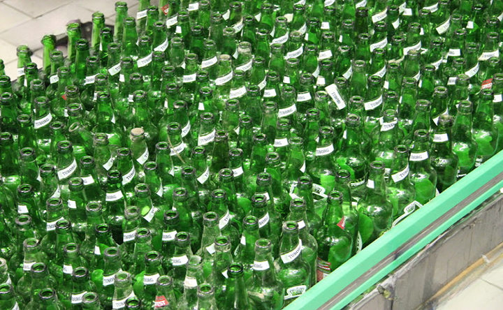 Пустые бутылки. Фото для иллюстрации ruffnews.ru