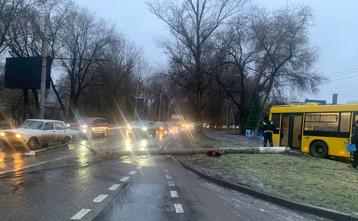 Место ДТП. Фото отдела пропаганды УГИБДД по Ростовской области