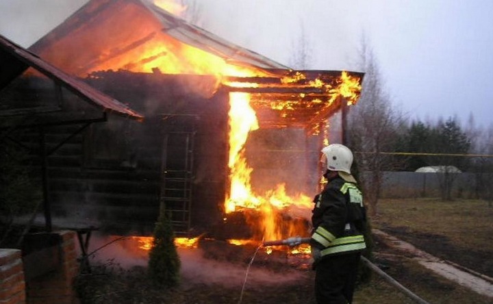 Пожар в частном доме. Фото ГУ МЧС России по Ростовской области