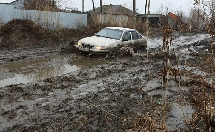 Зимой в «Мичуринце» не могли проехать автомобили. Фото из архива ruffnews.ru