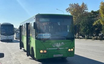 Автобус в Новочеркасске. Фото Дениса Лагутина