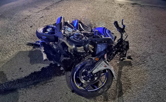 Разбитый мотоцикл. Фото ruffnews.ru