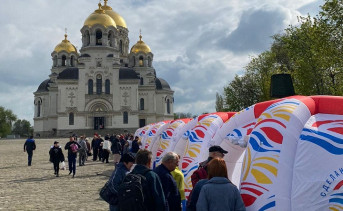 Ярмарка на площади Ермака. Фото из архива Дмитрия Гузнаева