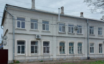 Здание Чеховского училища в Таганроге. Фото Никиты Денисенко