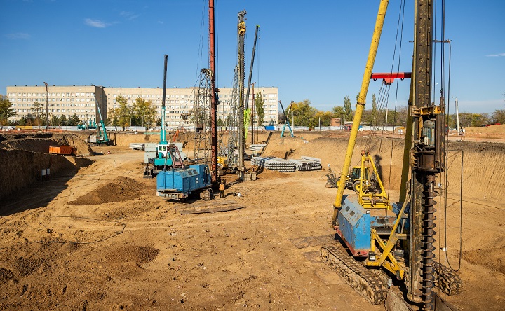 Строительство БСМП в Таганроге. Фото пресс-службы Минстроя Ростовской области