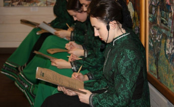 Написание этнографического диктанта. Фото правительства Ростовской области