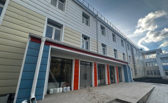 Обновлённый фасад Горбольницы №3. Фото telegram-канала Николая Толмачёва