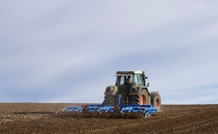 Посевные работы. Фото telegram-канала администрации Азовского района