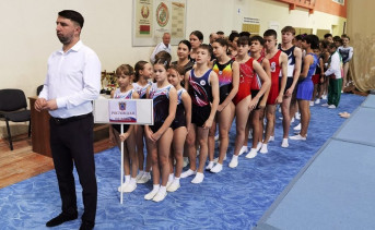 Таганрогские батутисты на турнире в Беларуси. Фото федерации прыжков на батуте Ростовской области