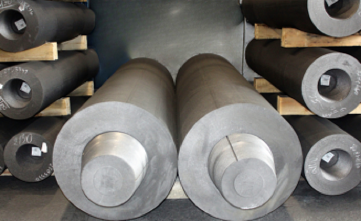 Электроды 750 мм. Фото пресс-службы компании «Эл 6 Новочеркасск»