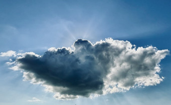 Облако над городом. Фото ruffnews.ru