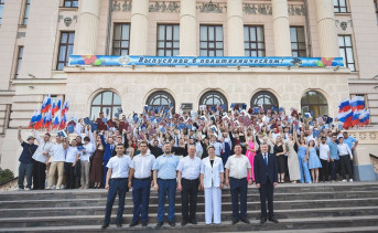 Выпускники ЮРГПУ. Фото Светланы Зубковой