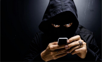 Телефонный мошенник. Изображение сгенерировано нейросетью Сбера Kandinsky