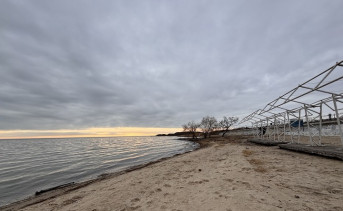 Пляж Тополёк. Фото ruffnews.ru