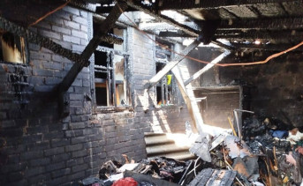 Место пожара. Фото пресс-службы МЧС по Ростовской области