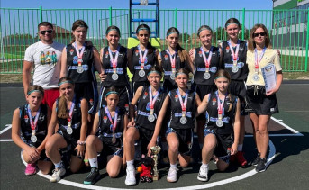 Участники команды по баскетболу. Фото пресс-службы администрации Азова