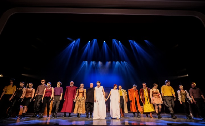 Участники спектакля. Фото пресс-службы театра