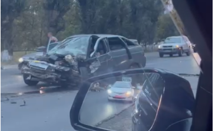 Место ДТП. Скрин видео очевидцев аварии