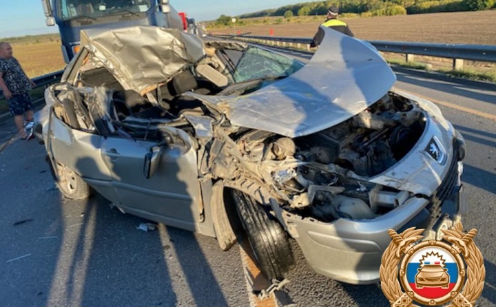 Место ДТП. Фото отдела пропаганды УГАИ по Ростовской области