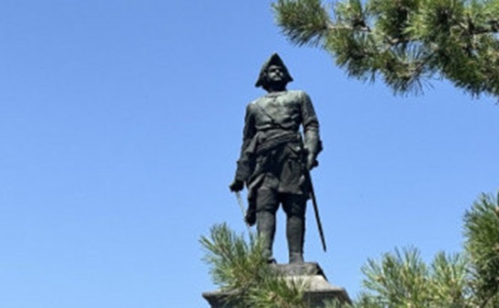 Памятник Петру I в Таганроге. Фото Елены Анисимовой