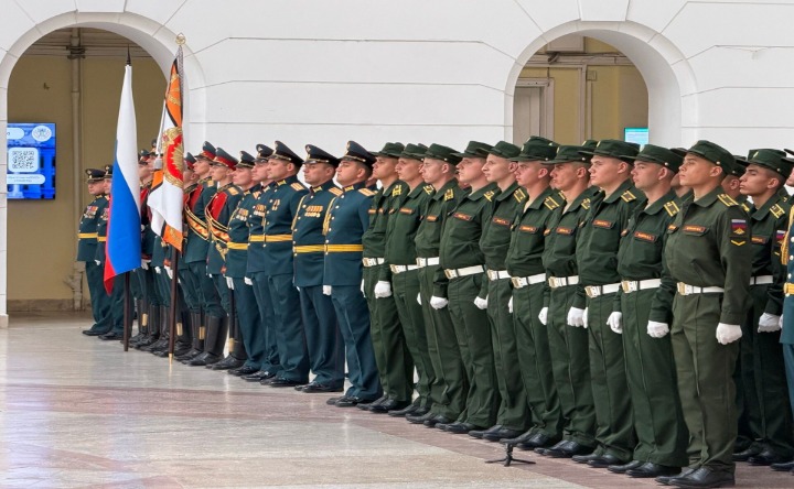 Курсанты военного училища связи. Фото Дениса Лагутина и Дианы Мацко