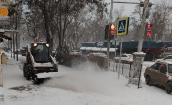 Уборка города от снега. Фото telegram-канала Светланы Камбуловой