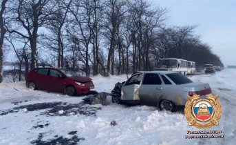 Место ДТП. Фото пресс-службы Госавтоинспекции Ростовской области