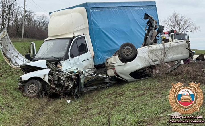 Место ДТП. Фото пресс-службы Госавтоинспекции Ростовской области
