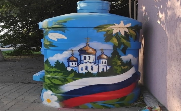 Пункт розлива воды. Фото Влада Крайвана.