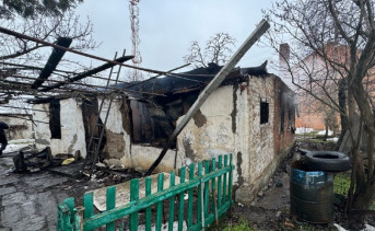 Место пожара. Фото пресс-службы МЧС по Ростовской области