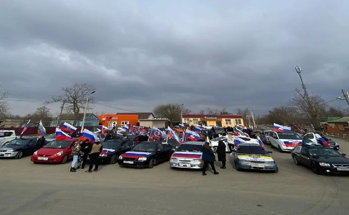 Автопробег. Фото Анастасии Горностаевой