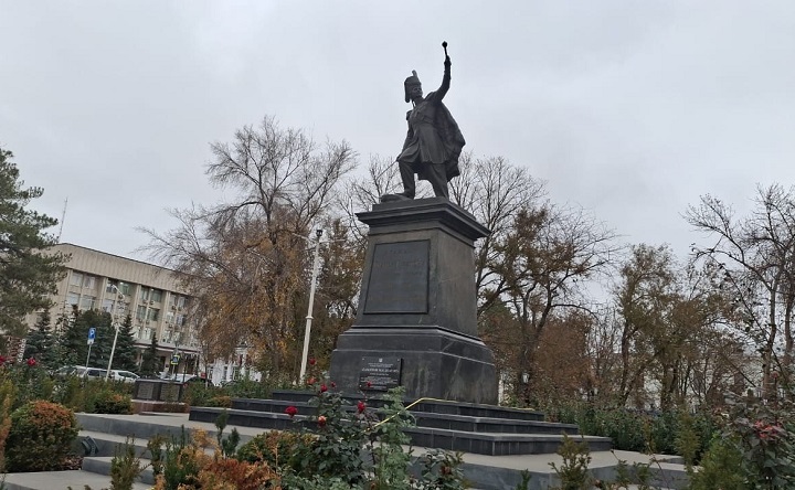 Памятник атаману Платову. Фото ruffnews.ru