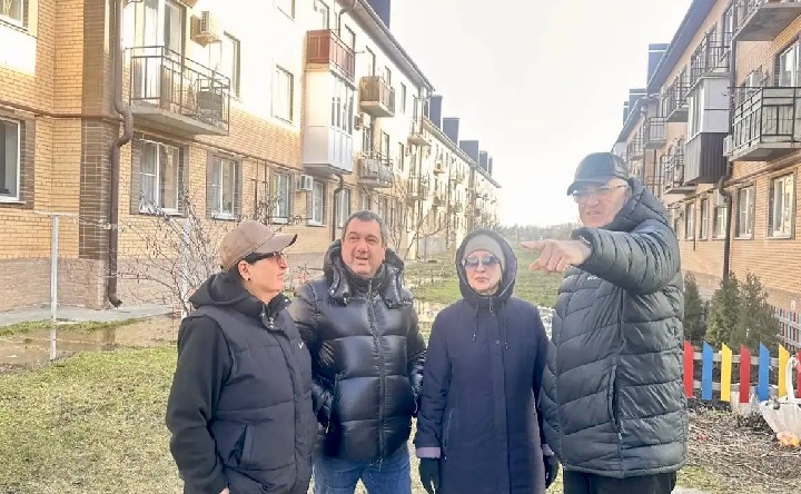 Выездная комиссия в ЖК «Первый Загородный». Фото telegram-канала Сергея Комарова