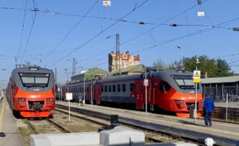 Электрички в Таганроге. Фото Елены Анисимовой