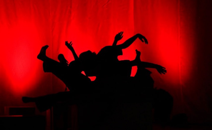 Спектакль  «Инстинкт самосохранения». Фото театра ТаКТ