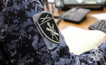 Сотрудник Росгвардии. Фото пресс-службы управления Федеральной службы войск национальной гвардии РФ по Ростовской области