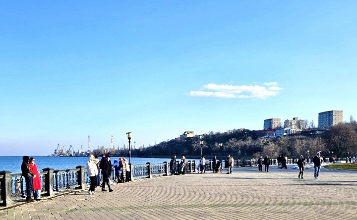 Пушкинская набережная в Таганроге. Фото ruffnews.ru