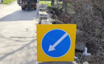 Обвал дороги по улице Канавной. Фото МКУ «Благоустройство»