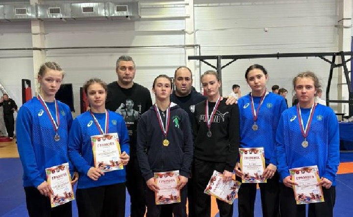 Участницы соревнований. Фото пресс-службы администрации Азовсокго района