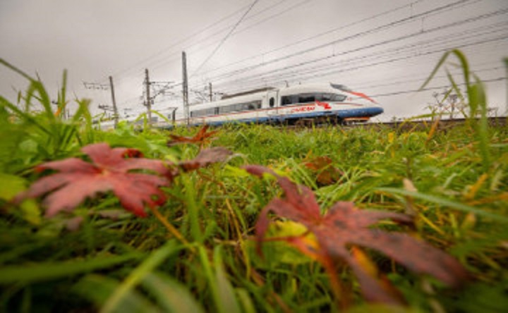 Поезд. Фото пресс-службы РЖД