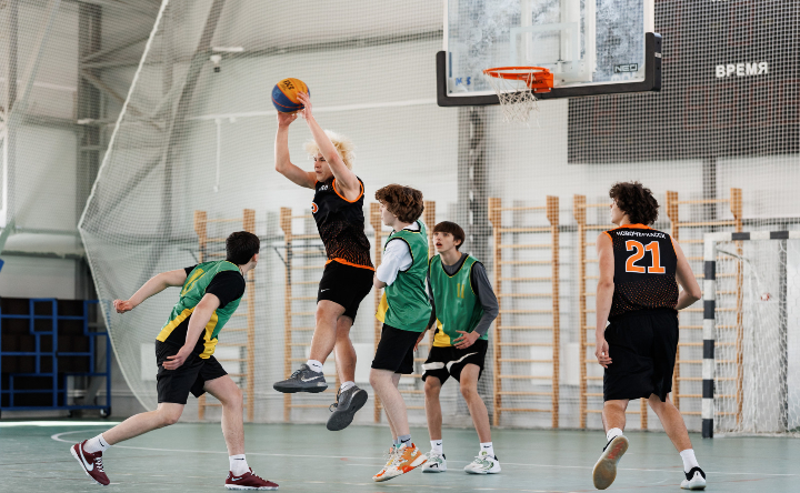 Баскетбольный матч команды из Новочеркасска. Фото министерства по физической культуре и спорту Ростовской области