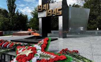 Вечный огонь в Новочеркасске. Фото telegram-канала главы города Павла Исакова