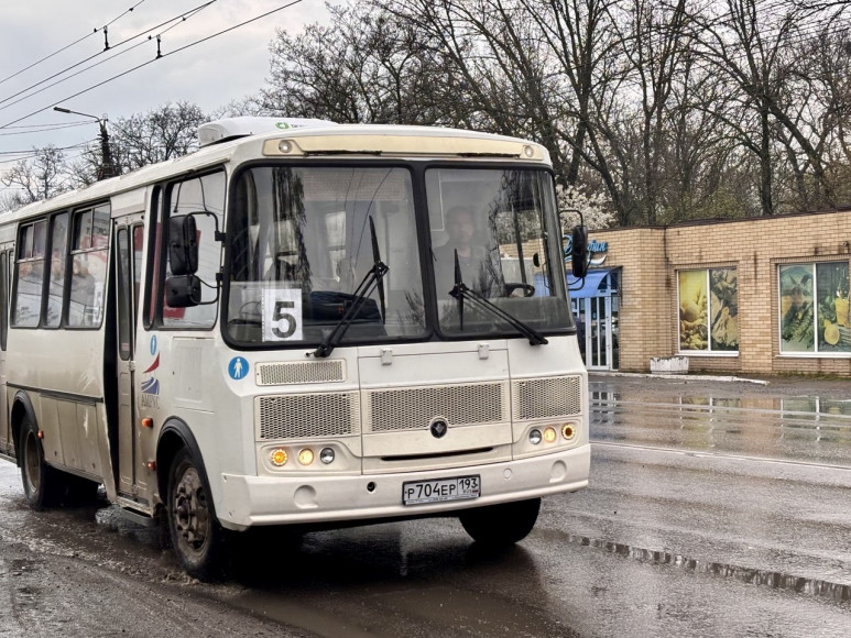 Автобус № 5 в Таганроге. Фото ruffnews.ru