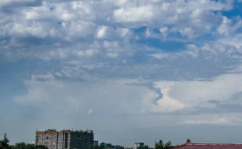 Небо над Таганрогом. Фото ruffnews.ru