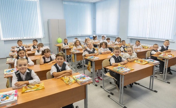 Первоклассники школы № 26. Фото канала Светланы Камбуловой